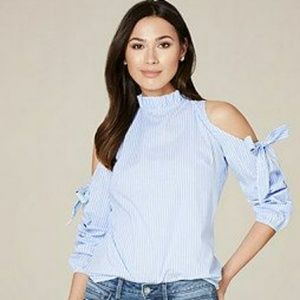 NWT bebe Ruffle Neck Cold Shoulder Top